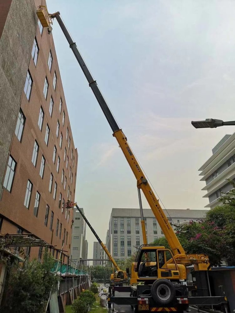 南京六合汽车吊出租哪家好，选择最靠谱的服务商指南