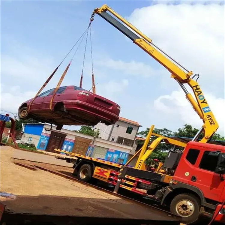 南京六合吊车救援小汽车怎么吊