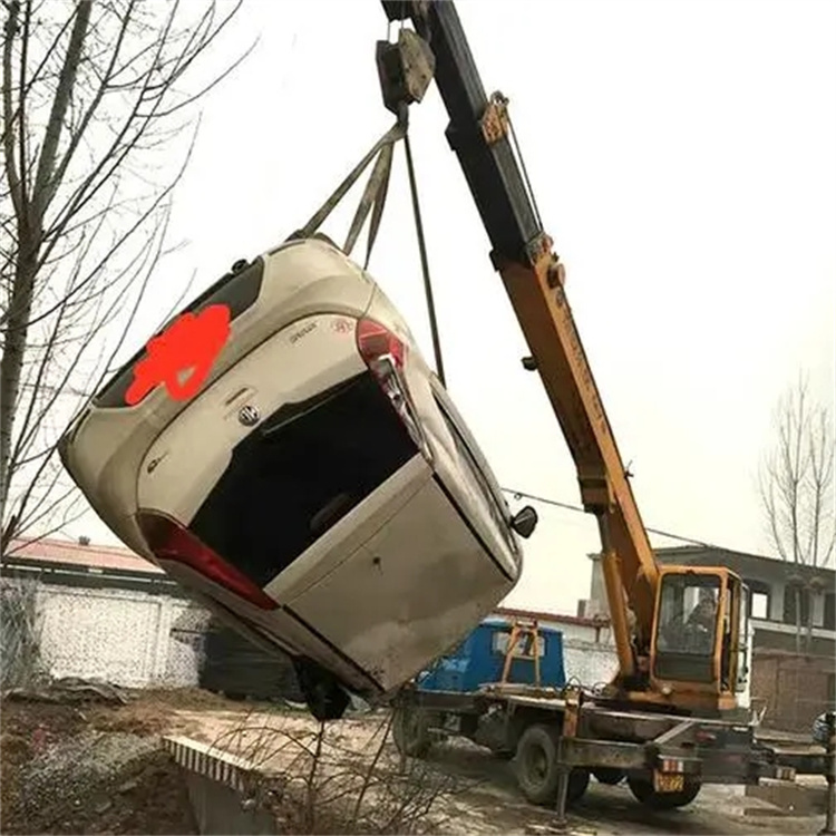 南京六合随时待命，吊车24小时道路救援服务全解析